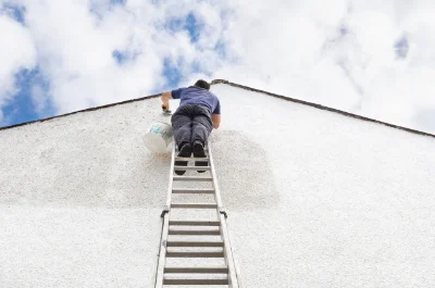Peinture extérieure à Collorgues — façades et ravalement